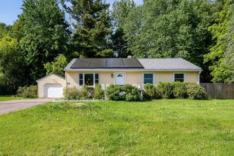 85 Rocky Ridge Cir, Saint George, VT 05495