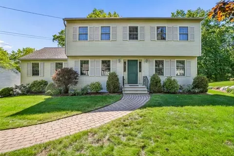 153 Fleming St, Manchester, NH 03104