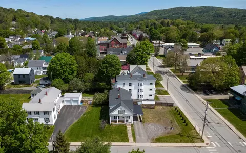 114 Church St, Saint Johnsbury, VT 05819