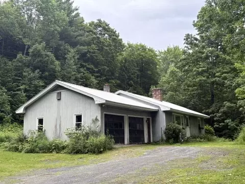 3578 Royalton Turnpike Rd, Barnard, VT 05031