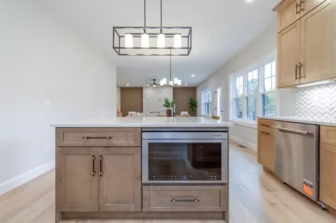 Kitchen - 4 Campbell Way, Windham, NH 03087 photo 5 of 5