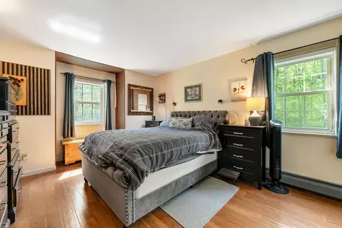 Bedroom - 49 Edgewater Ter, Milton, VT 05468 photo 6 of 7