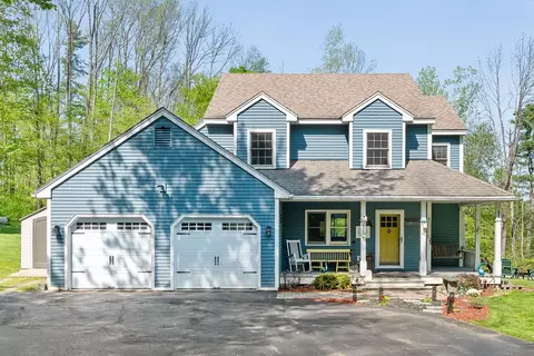 49 Edgewater Ter, Milton, VT 05468