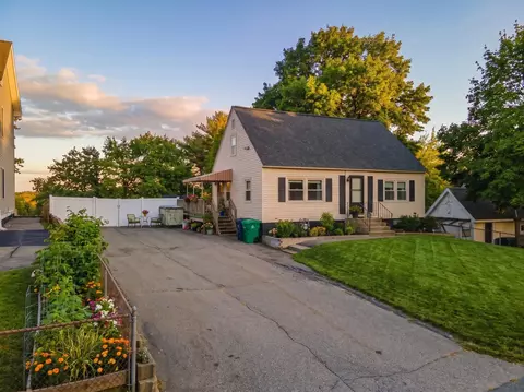 93 12 Chandler St, Nashua, NH 03064