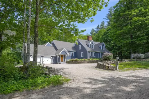 385 Irish Hill Rd, Hopkinton, NH 03229