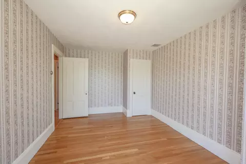 Bedroom - 34 Post Rd, North Hampton, NH 03862 photo 3 of 5