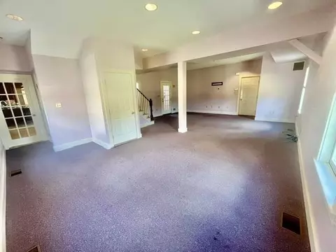 Living - 34 Post Rd, North Hampton, NH 03862 photo 7 of 7