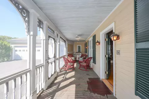 Exterior - 34 Post Rd, North Hampton, NH 03862 photo 6 of 8