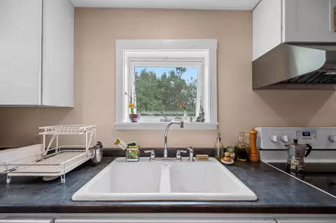 Kitchen - 323 Calais Rd, Worcester, VT 05682 photo 2 of 3