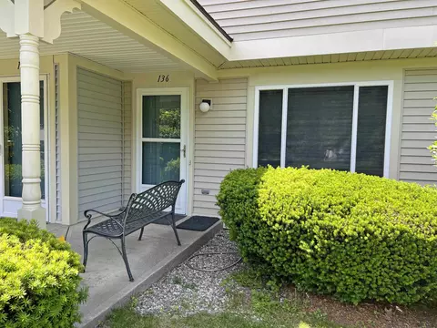 136 Morningside Cmns, Brattleboro, VT 05301