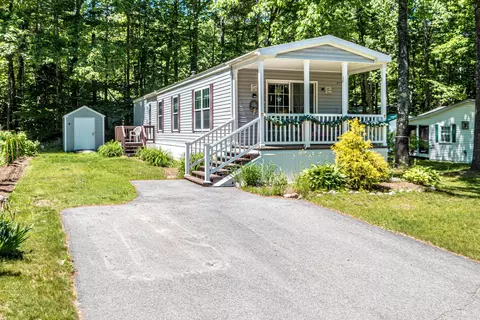 153 Fox Hill Ln, Conway, NH 03813