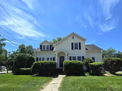 1495 Williston Rd, South Burlington, VT 05403