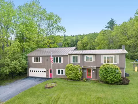 2403 Crosstown Rd, Berlin, VT 05602