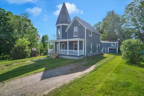 1 Elm Ave, Richford, VT 05476