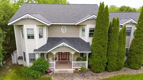 995 Dorset St, South Burlington, VT 05403