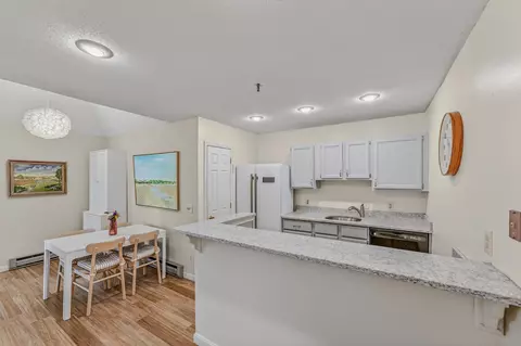 28 Academy St # 12, Franconia, NH 03580