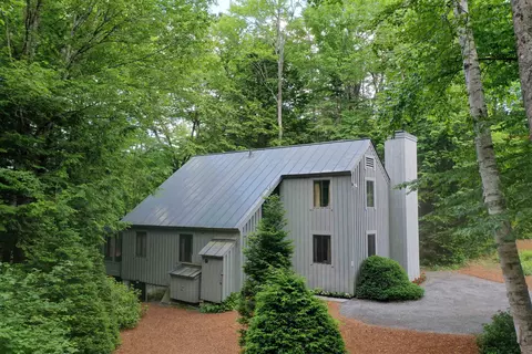 78 Greensward Dr, Grantham, NH 03753