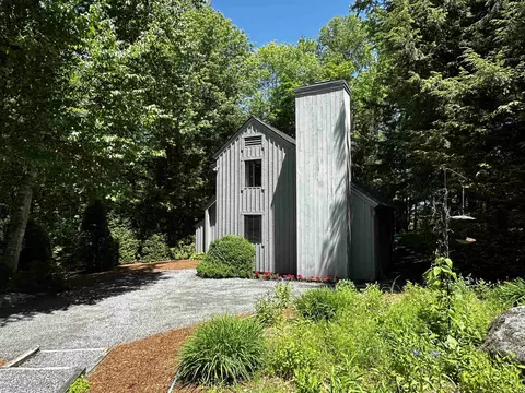 78 Greensward Dr, Grantham, NH 03753