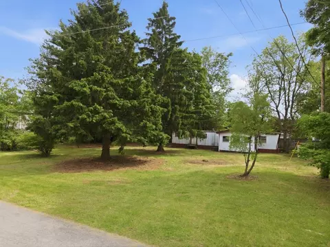 10 Baker Ln, Milton, VT 05468 photo 13