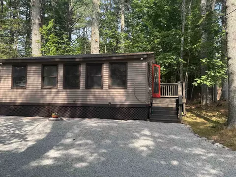 29 Milford Ave, Freedom, NH 03836