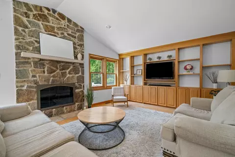 Living - 7 Wilson Rd, Windham, NH 03087 photo 1 of 4