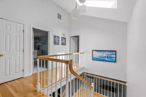 Entry Way - 7 Wilson Rd, Windham, NH 03087 photo 5 of 9