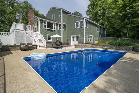 Exterior - 7 Wilson Rd, Windham, NH 03087 photo 6 of 11