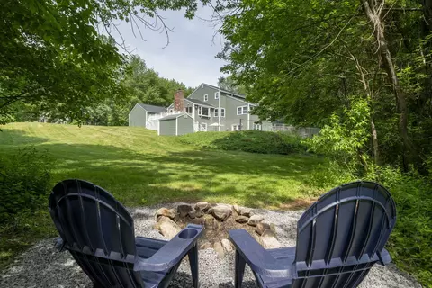 Exterior - 7 Wilson Rd, Windham, NH 03087 photo 2 of 11