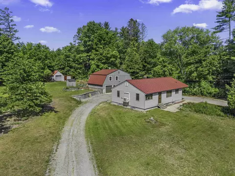 35 Tyler Rd, Hopkinton, NH 03229