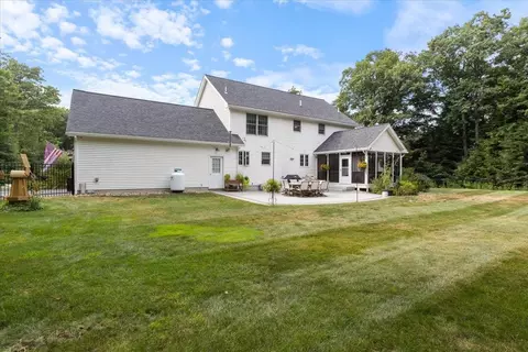 Exterior - 4 Dunnmoore Dr, Bow, NH 03304 photo 6 of 6