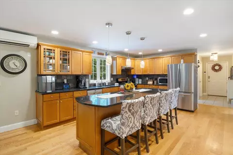 Kitchen - 4 Dunnmoore Dr, Bow, NH 03304 photo 1 of 3