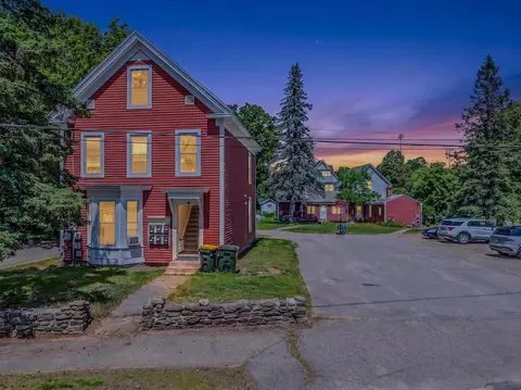 22 West St, Laconia, NH 03246