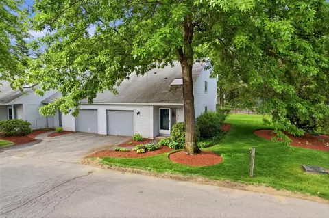 1 Highland Ln #1, Merrimack, NH 03054