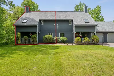 140 Creekside Dr UNIT 5, Shelburne, VT 05482
