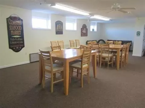 Dining - 493 Ocean Blvd #30, Hampton, NH 03842 photo 2 of 2
