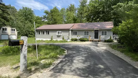 40 White Pond Rd, Ossipee, NH 03864