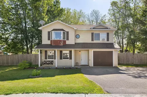 5 Murray Dr, Saint Albans, VT 05478