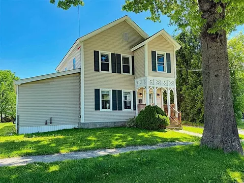80 Crescent St, Rutland, VT 05701