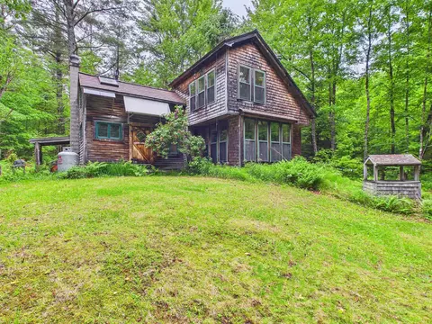 699 Kinsman Rd, Grafton, NH 03240