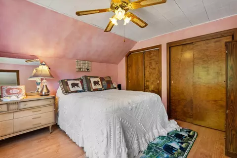 Bedroom - 14 Broadway Ave, Gorham, NH 03581 photo 1 of 6
