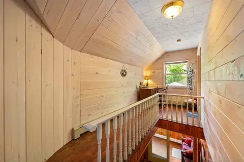Entry Way - 14 Broadway Ave, Gorham, NH 03581 photo 3 of 4