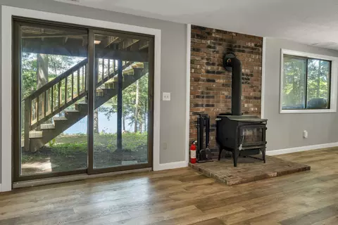 Living - 309 Stocker Pond Rd, Grantham, NH 03753 photo 3 of 7