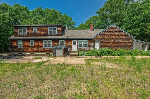 7 Squamscott Rd, Stratham, NH 03885 photo 3