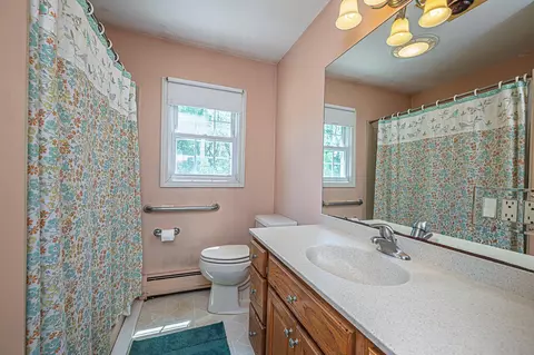 7 Squamscott Rd, Stratham, NH 03885 photo 16