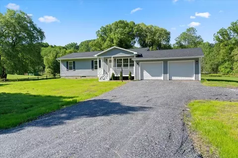114 Cobble Rd, Milton, VT 05468
