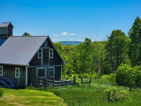 Exterior - 310 Sky Farm Ln, Barnet, VT 05821 photo 6 of 24