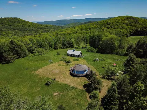Exterior - 310 Sky Farm Ln, Barnet, VT 05821 photo 2 of 24