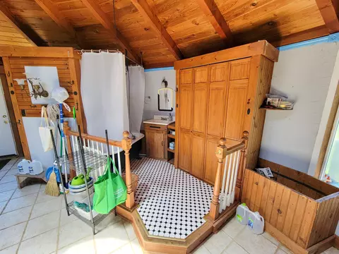 Bath - 310 Sky Farm Ln, Barnet, VT 05821 photo 1 of 2