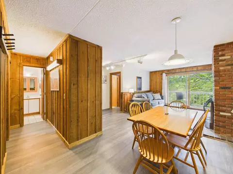 697 E Mountain Rd #A5, Killington, VT 05751