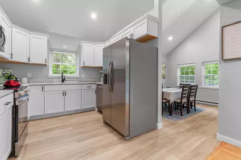 Entry Way - 29 Cunningham Dr, Derry, NH 03038 photo 1 of 1